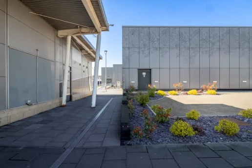 East Midlands Airport completion by BAM, 039-BAM-East_Midlands_Airport_New_Extension_and_Gatehouses.jpg