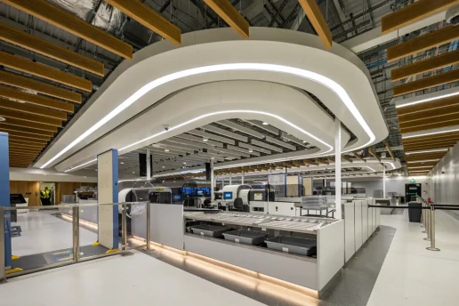 East Midlands Airport completion by BAM, 076-BAM-East_Midlands_Airport_New_Extension_and_Gatehouses.jpg