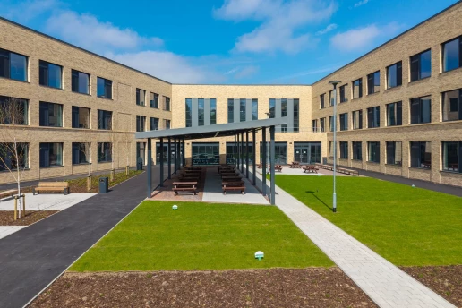Central courtyard and connecting classroom wings